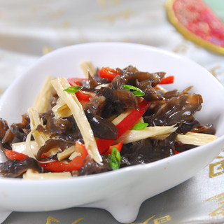 辣味木耳炒腐竹