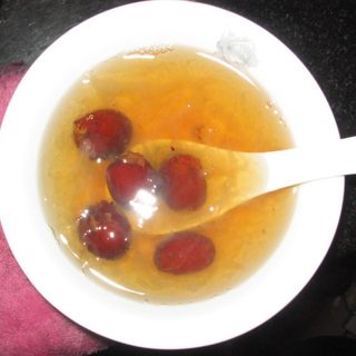 冰糖红枣炖燕窝