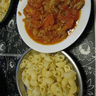 肉碎酱汁通心粉