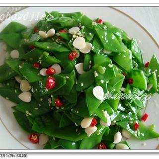 凉拌荷兰豆杏仁