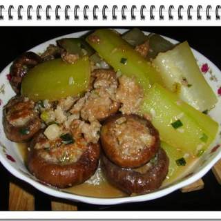 节瓜花菇焖肉饼