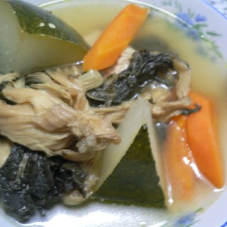 菜干萝卜瘦肉汤