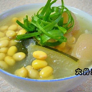 黄豆冬瓜煲猪脚