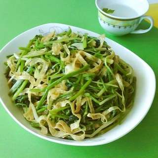 芹菜炒豆腐皮