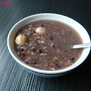 莲子“八宝”粥