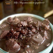 黑豆排骨养生汤