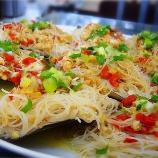 剁椒粉丝蒸带子