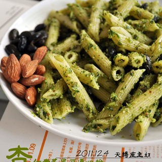杏仁青酱黑豆通心粉
