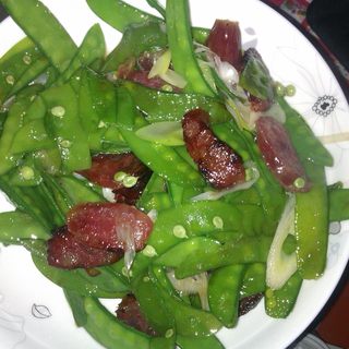 荷兰豆炒腊肠
