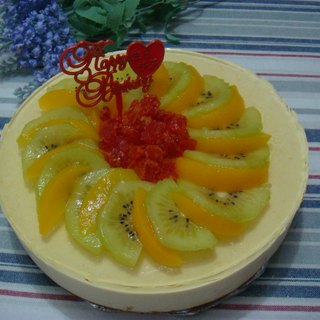 酸奶蜜桃芝士蛋糕