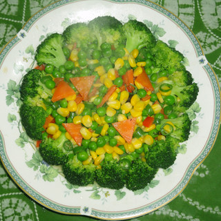 七彩杂蔬西兰花