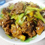 香芹焖鸭子