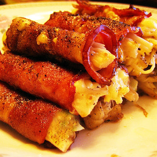 芝士金针菇培根卷