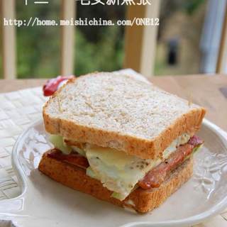 双重奶酪培根三明治