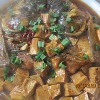 鱼头烧豆腐