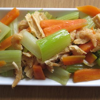 芹菜炒腐竹