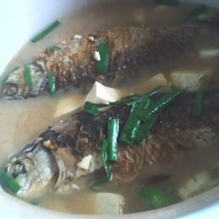 鲫鱼豆腐汤