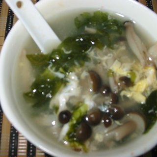 紫菜蟹菇汤
