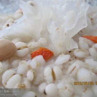 冰糖银耳薏米粥