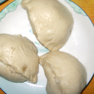 茴香鸡蛋虾皮大包子