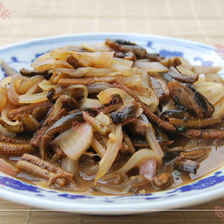 洋葱炒鳝丝