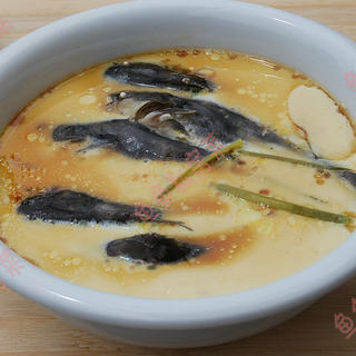 昂刺鱼蒸蛋