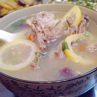 柠檬鸭汤