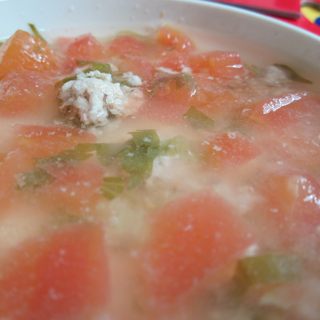 番茄芹菜瘦肉汤