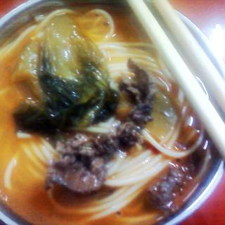 酸辣牛肉面