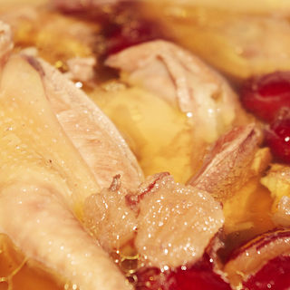 银耳红枣乳鸽汤