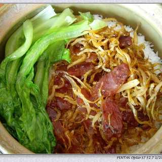 银鱼腊味煲仔饭