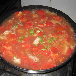 西红柿土豆小排汤