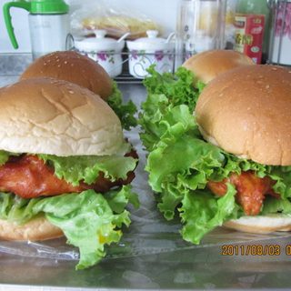 新奥尔良烤鸡腿堡