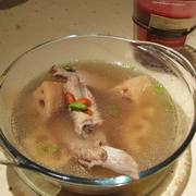 莲藕排骨汤