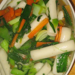 蔬菜炒手指年糕