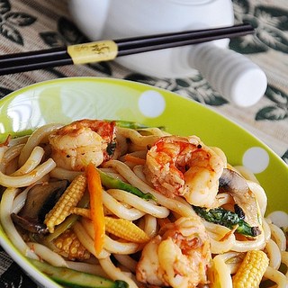 XO酱炒海鲜乌冬面