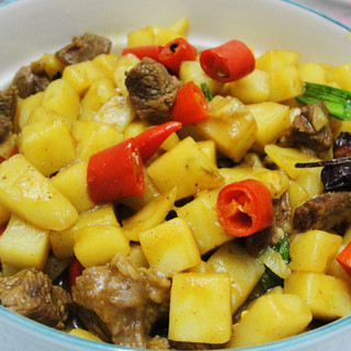 土豆咖喱牛腩