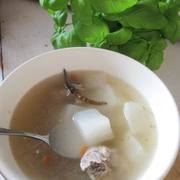 冬季养生汤：虫草萝卜排骨汤