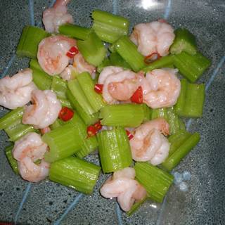 西芹爆虾球