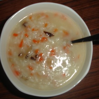 胡萝卜香菇鸡味粥