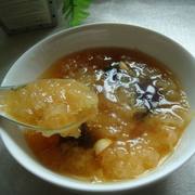 红枣莲子银耳羹