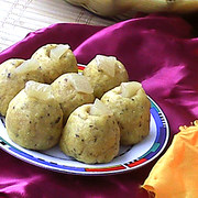 桃子玉米面窝头