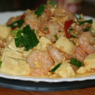 鸡蛋豆腐烩虾仁