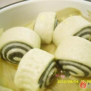 黑芝麻双色花卷