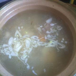 当归羊肉炖土豆汤