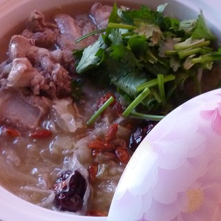 东北排骨炖酸菜