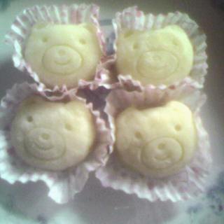 绿豆蓉冰皮月饼