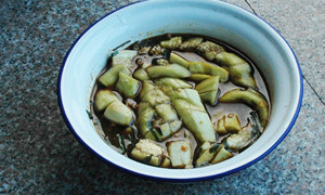干蒸茄子