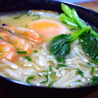 家常猪油鸡蛋面