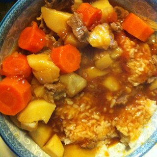 高压锅红烩牛腩